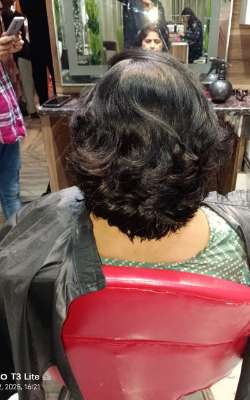Haircut & Styling