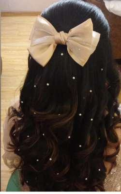 Haircut & Styling